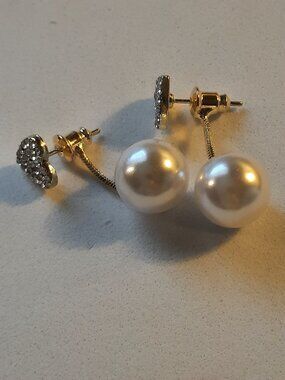 Brand New Heart-Shaped Earrings Clips